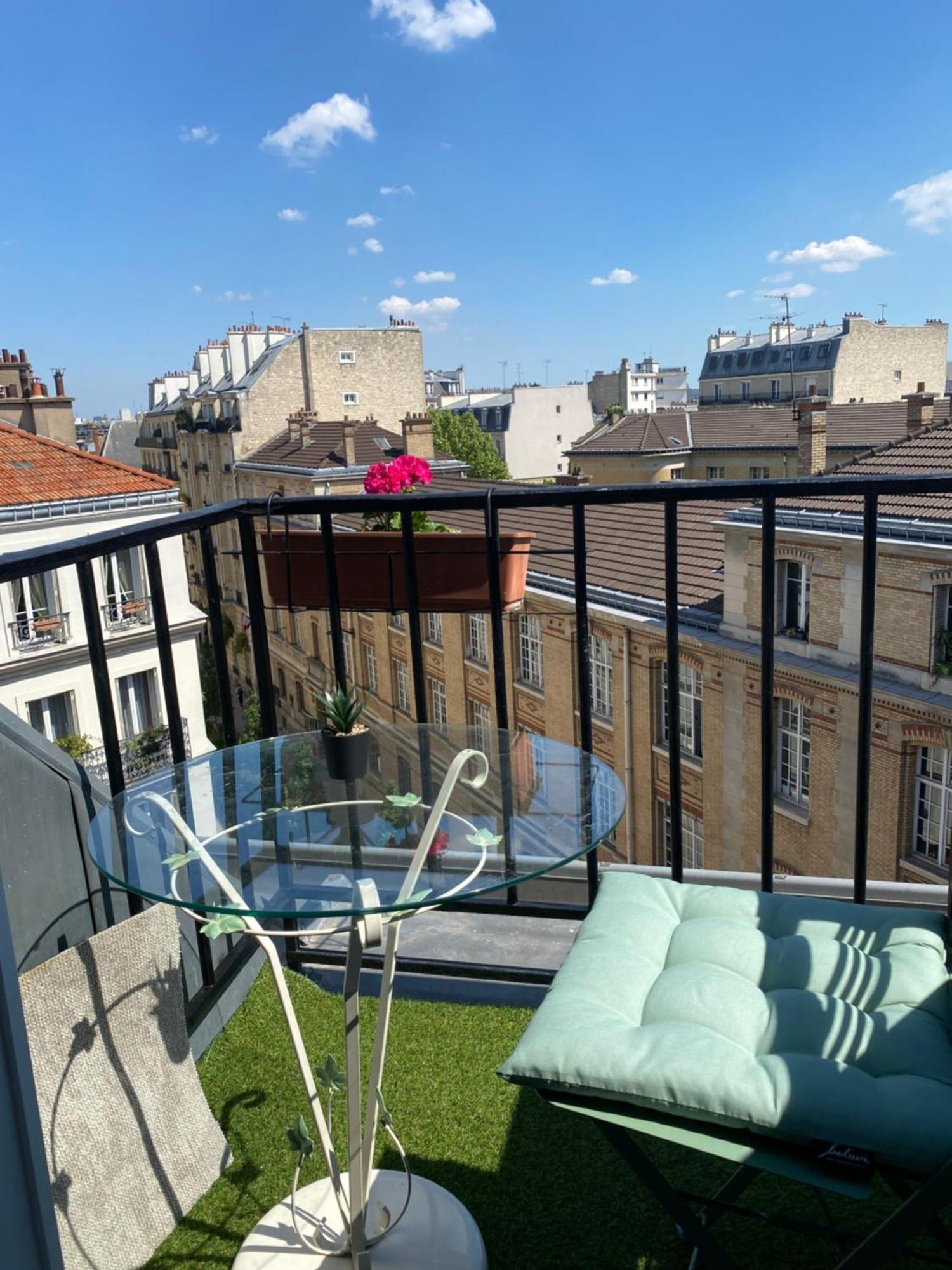 Appartement 5em Arrondissement A Deux Pied Du Pantheon Paris