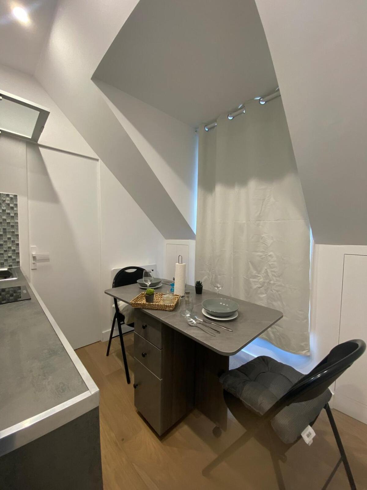 5em Arrondissement A Deux Pied Du Pantheon Apartment